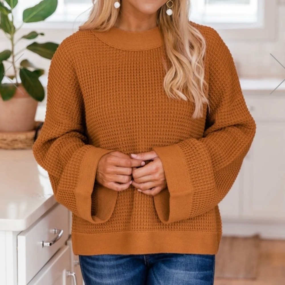 Pink Lily, size medium sweater, new